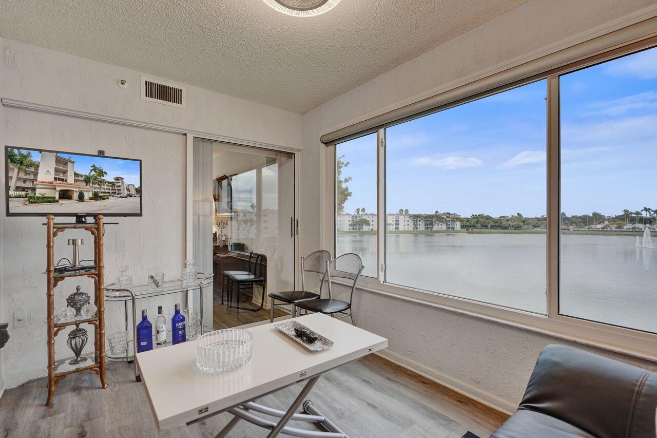 6096 Huntwick Terrace 307