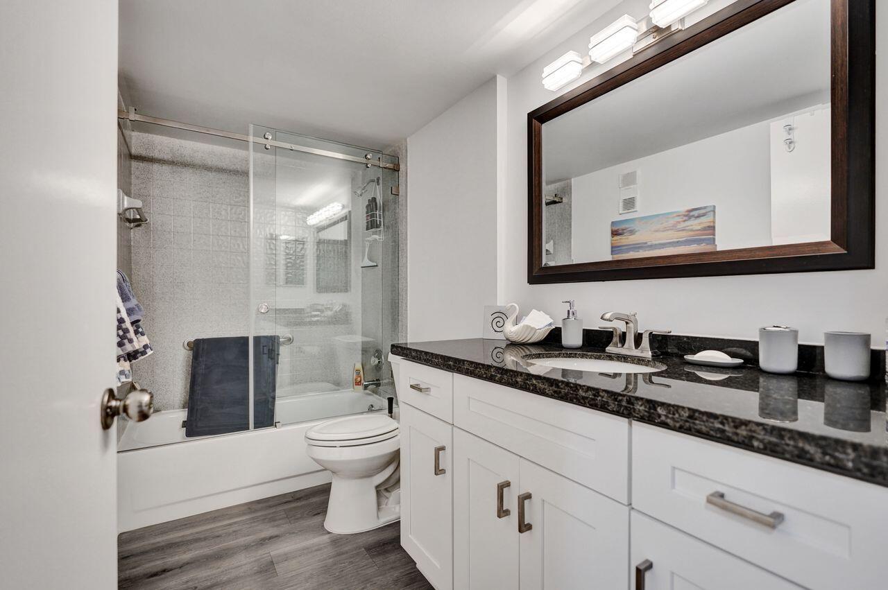 6096 Huntwick Terrace 307