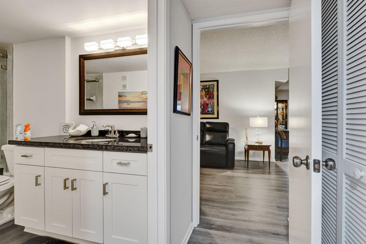 6096 Huntwick Terrace 307