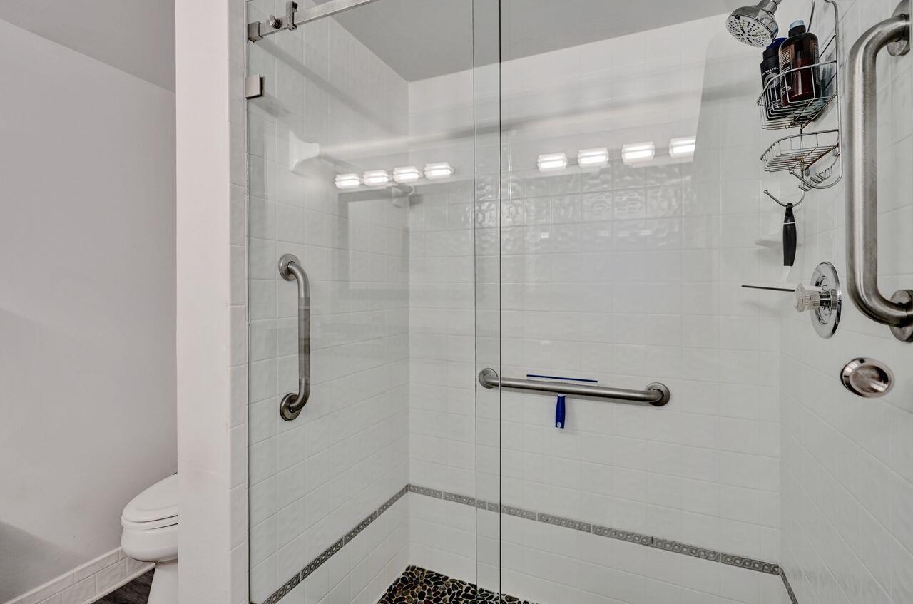 6096 Huntwick Terrace 307