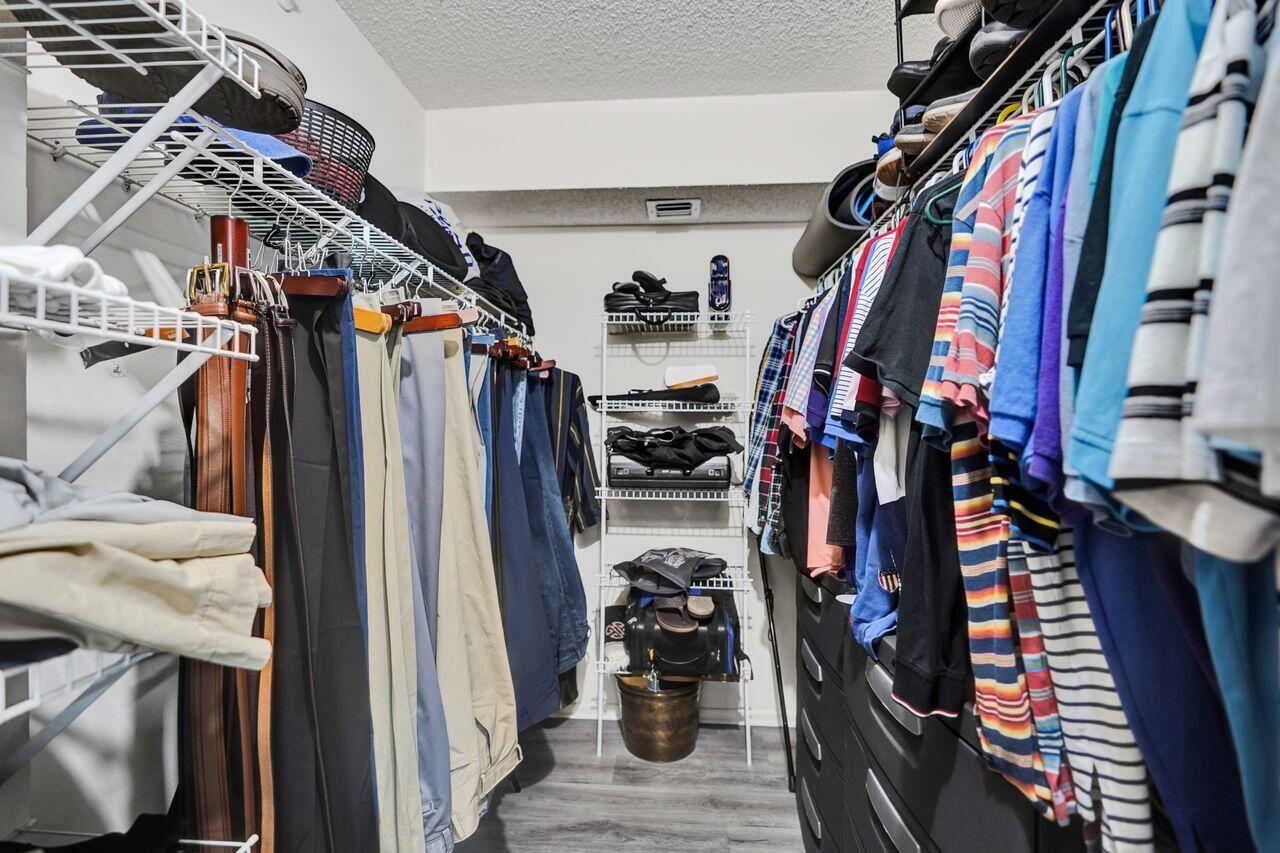 6096 Huntwick Terrace 307