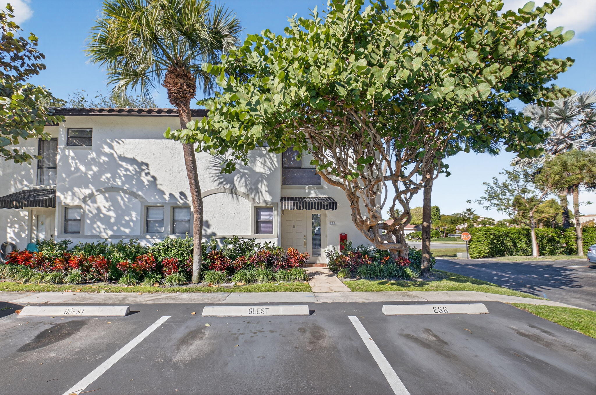 7200 NW 2nd Avenue 1620