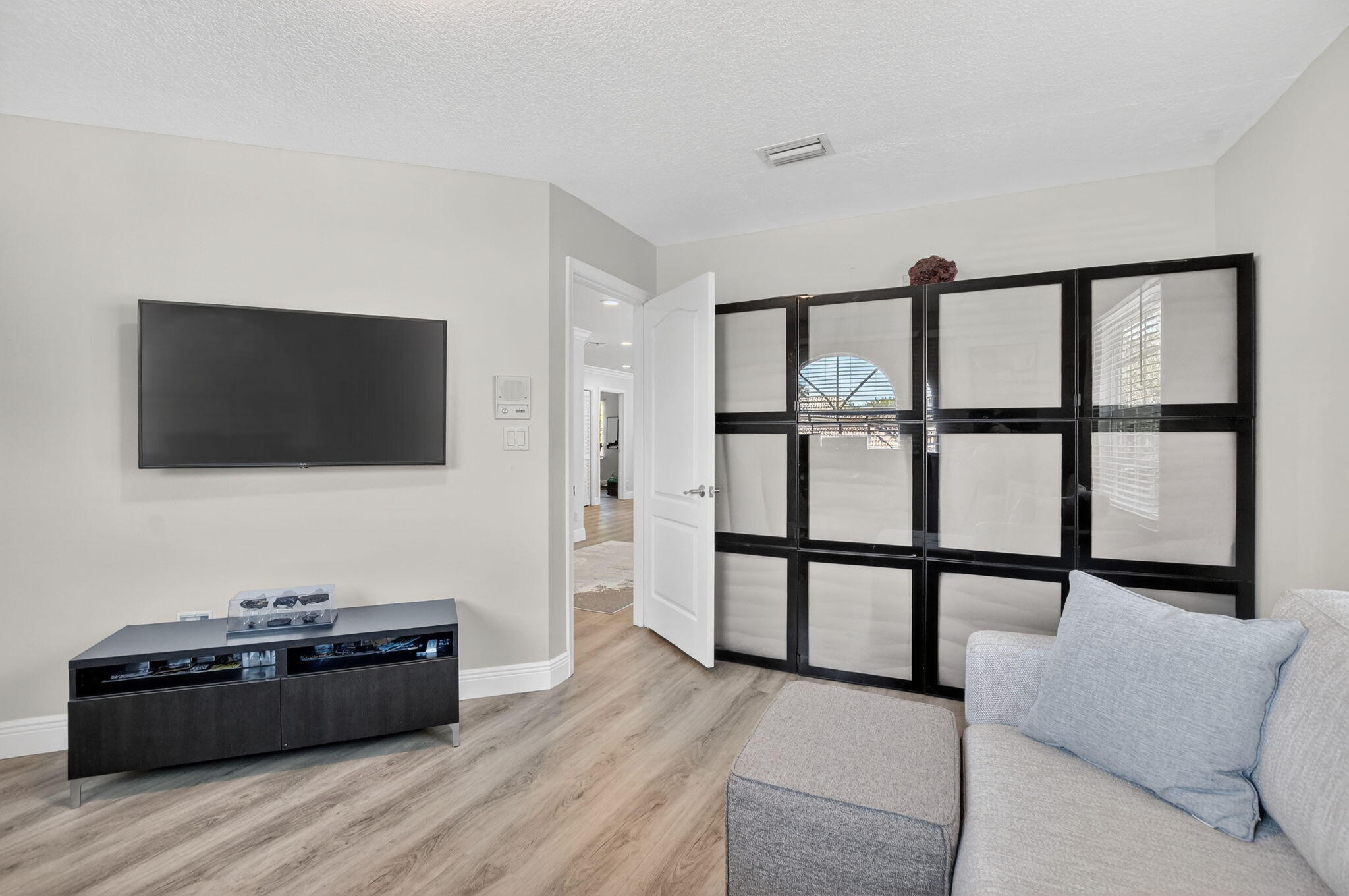 9048 Villa Portofino Circle