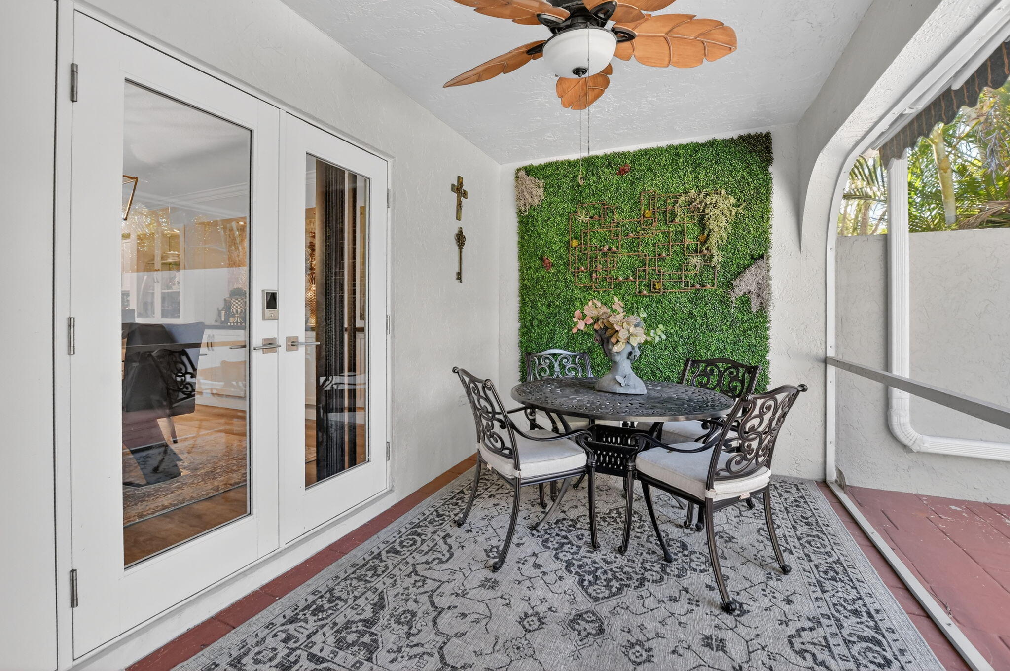 9048 Villa Portofino Circle