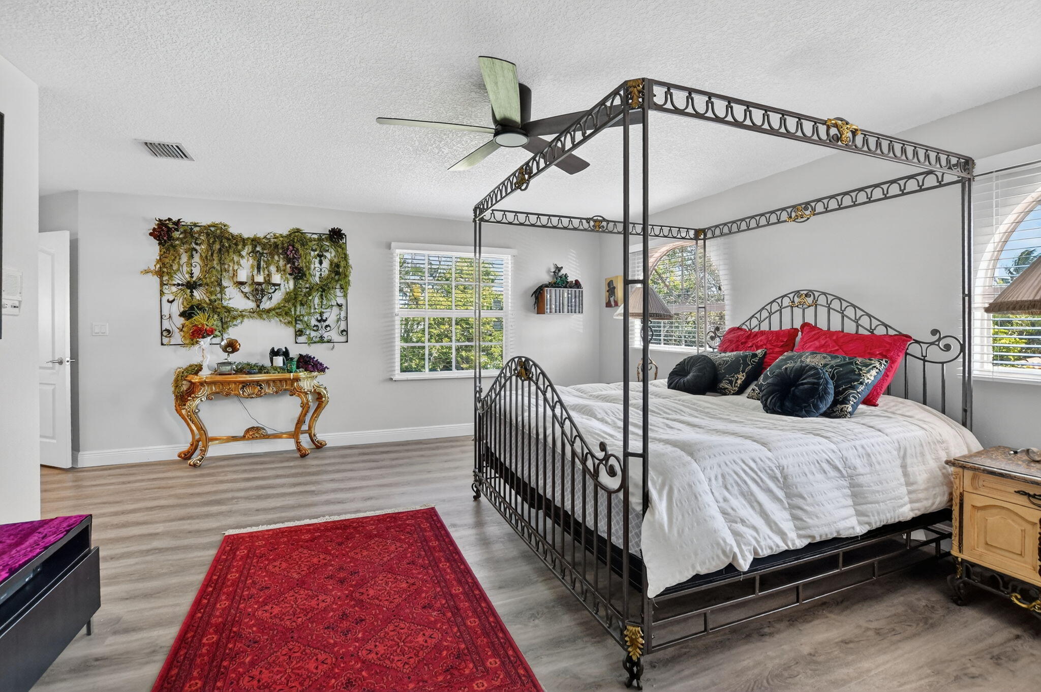 9048 Villa Portofino Circle