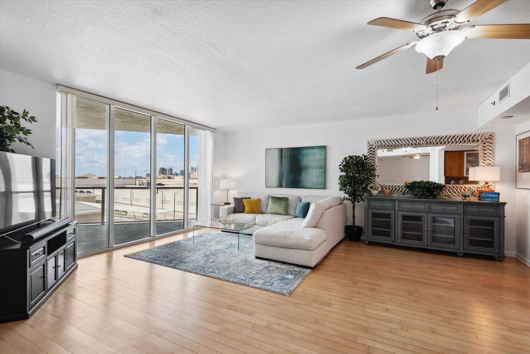 1819 SE 17th Street 901