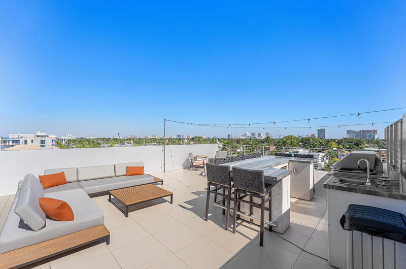 41 Isle Of Venice Drive Ph 502