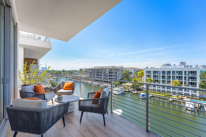 41 Isle Of Venice Drive Ph 502