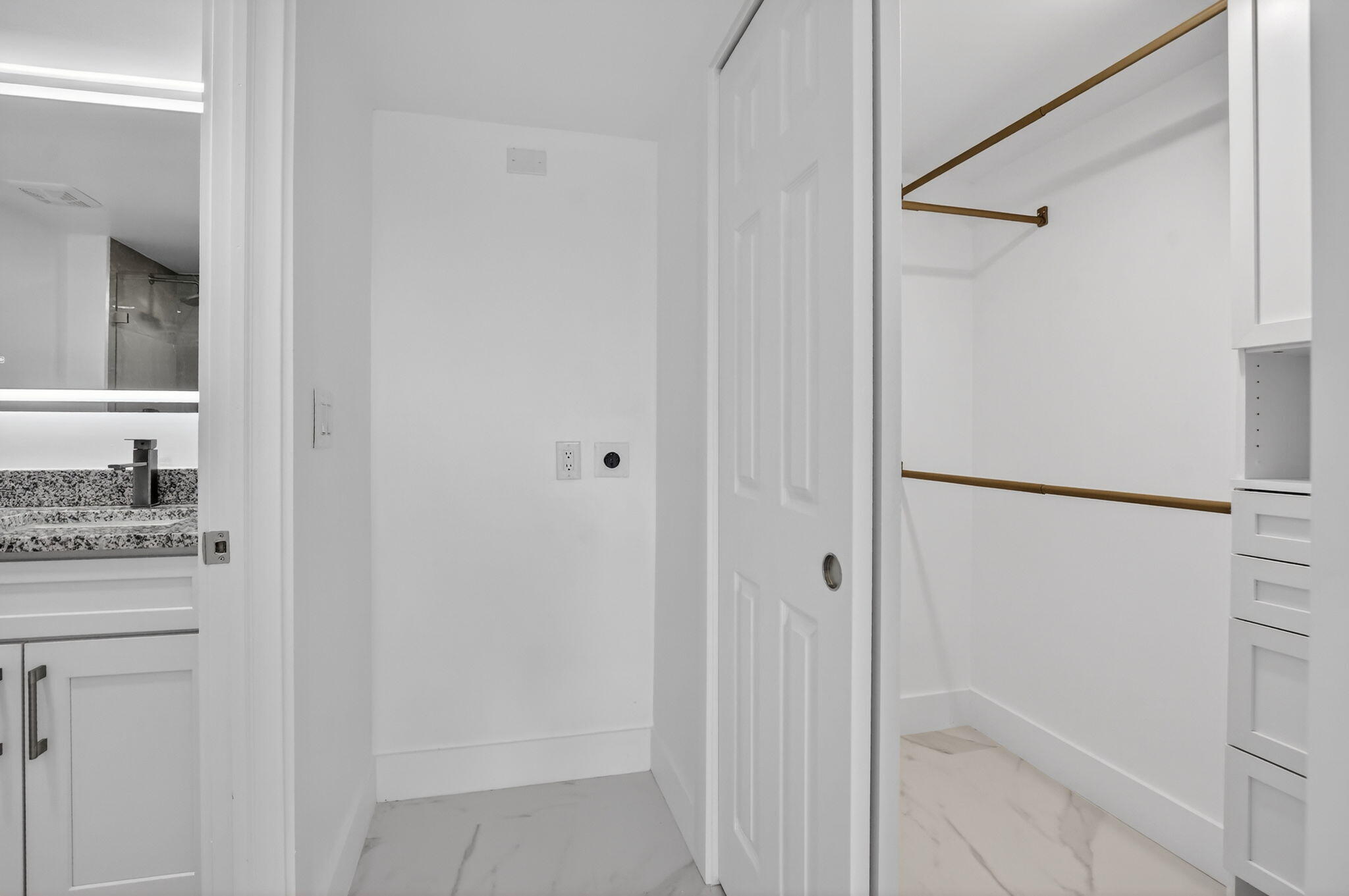 9880 Marina Boulevard 1536