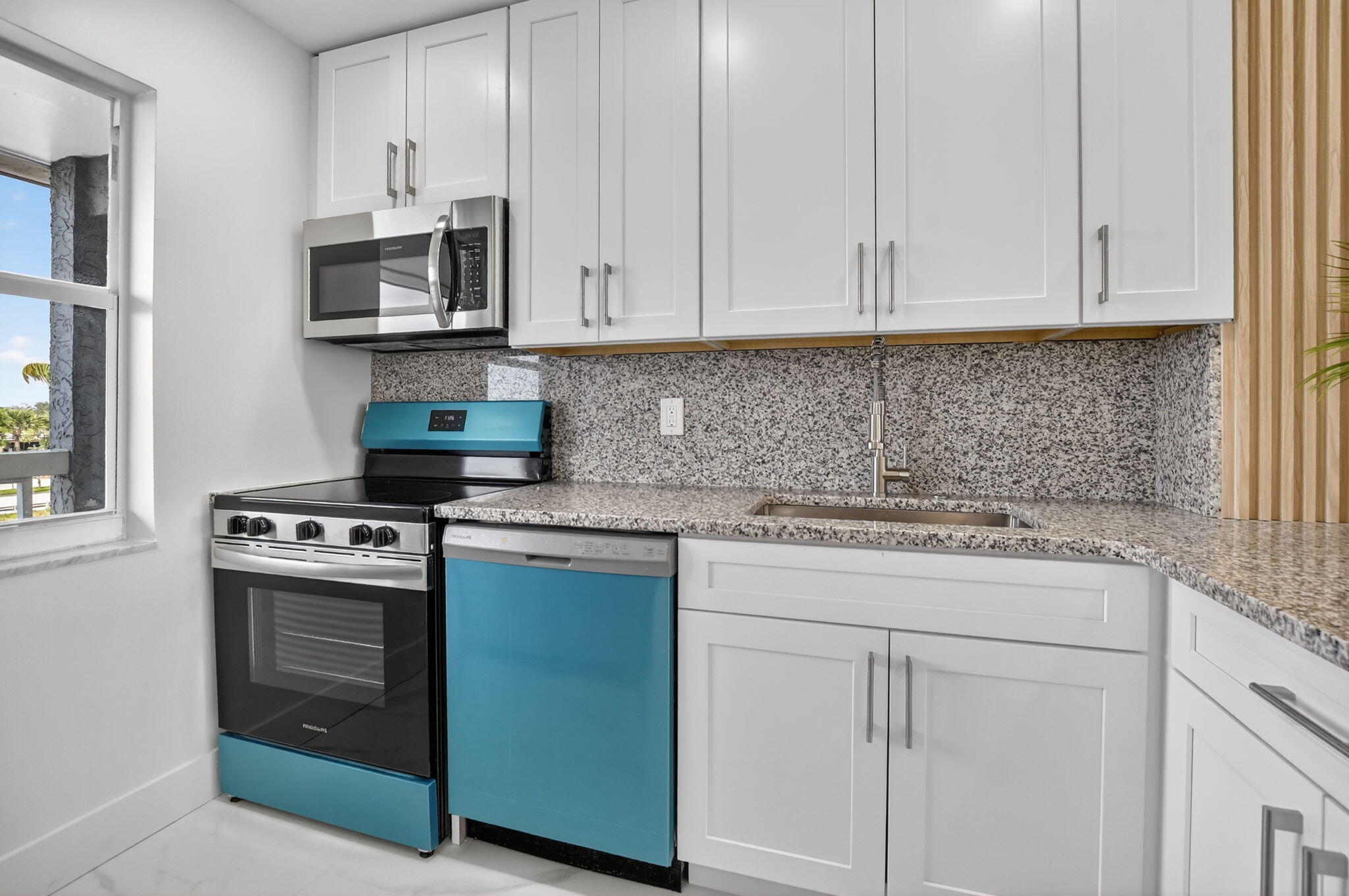 9880 Marina Boulevard 1536