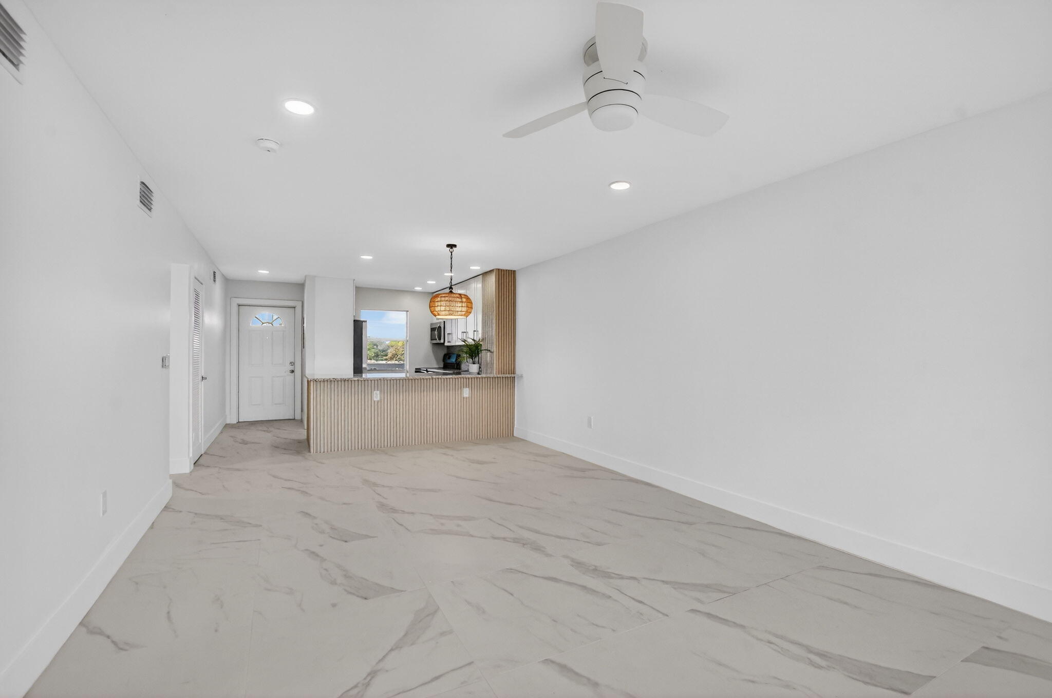 9880 Marina Boulevard 1536