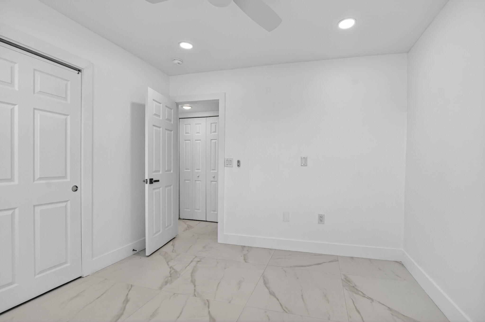 9880 Marina Boulevard 1536