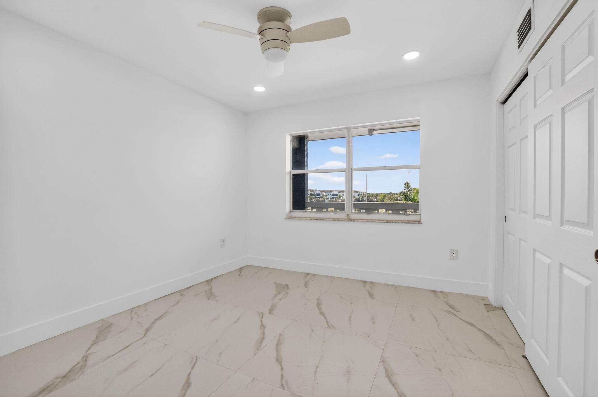 9880 Marina Boulevard 1536