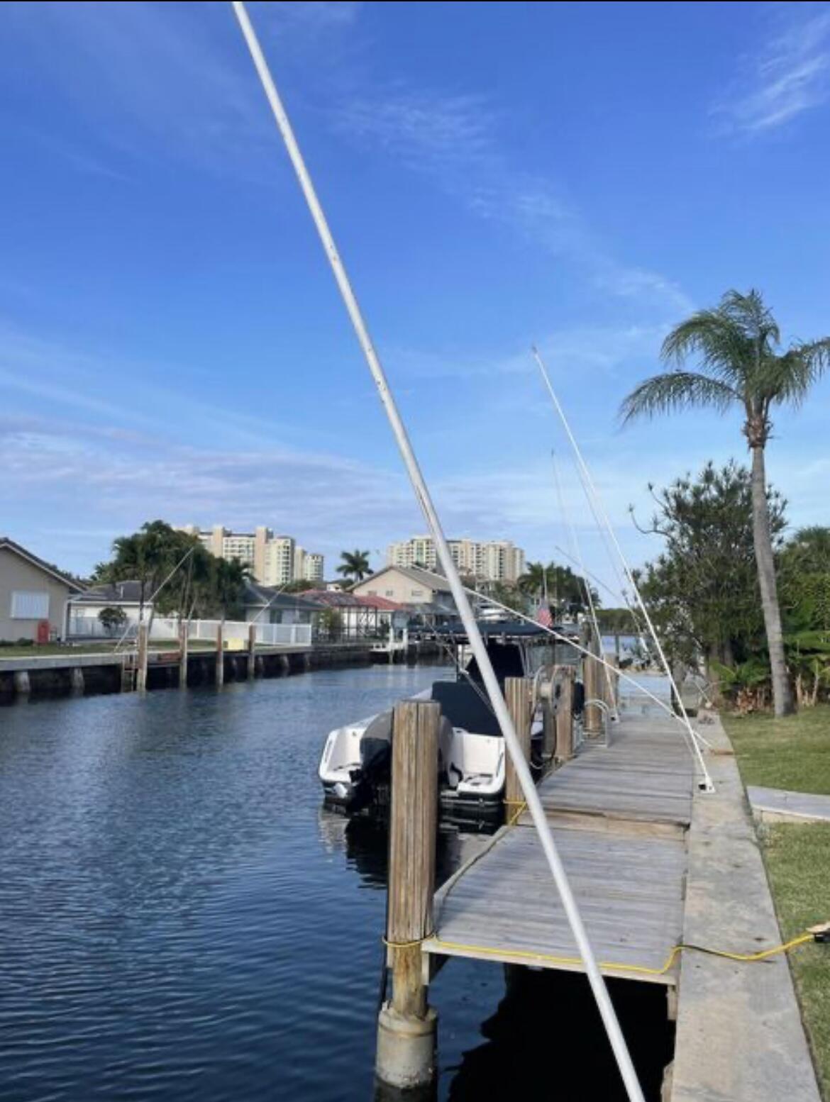 823 N Forsyth Street E