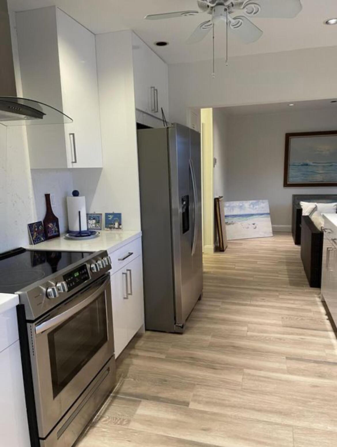 823 N Forsyth Street E