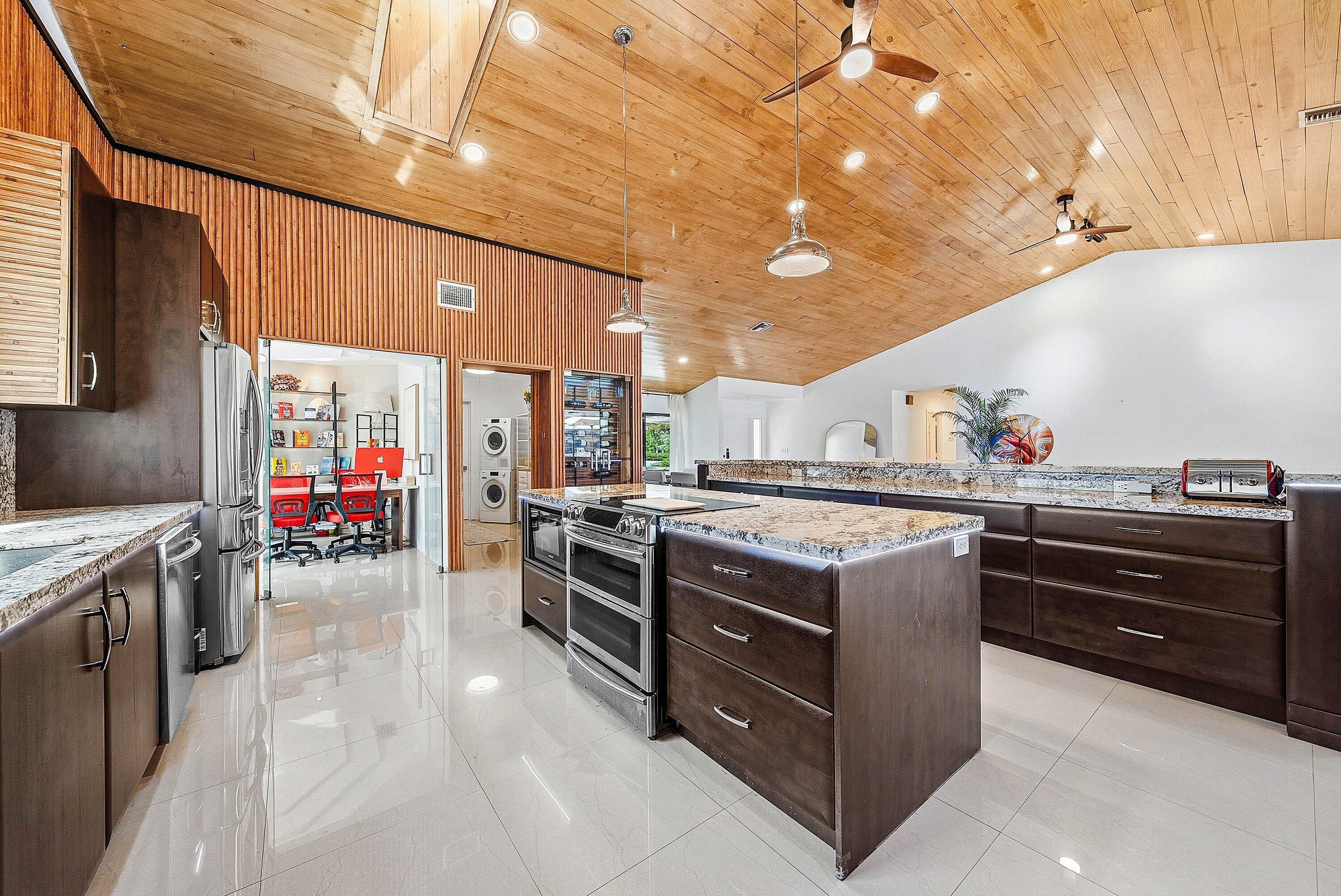 10710 Boca Woods Lane