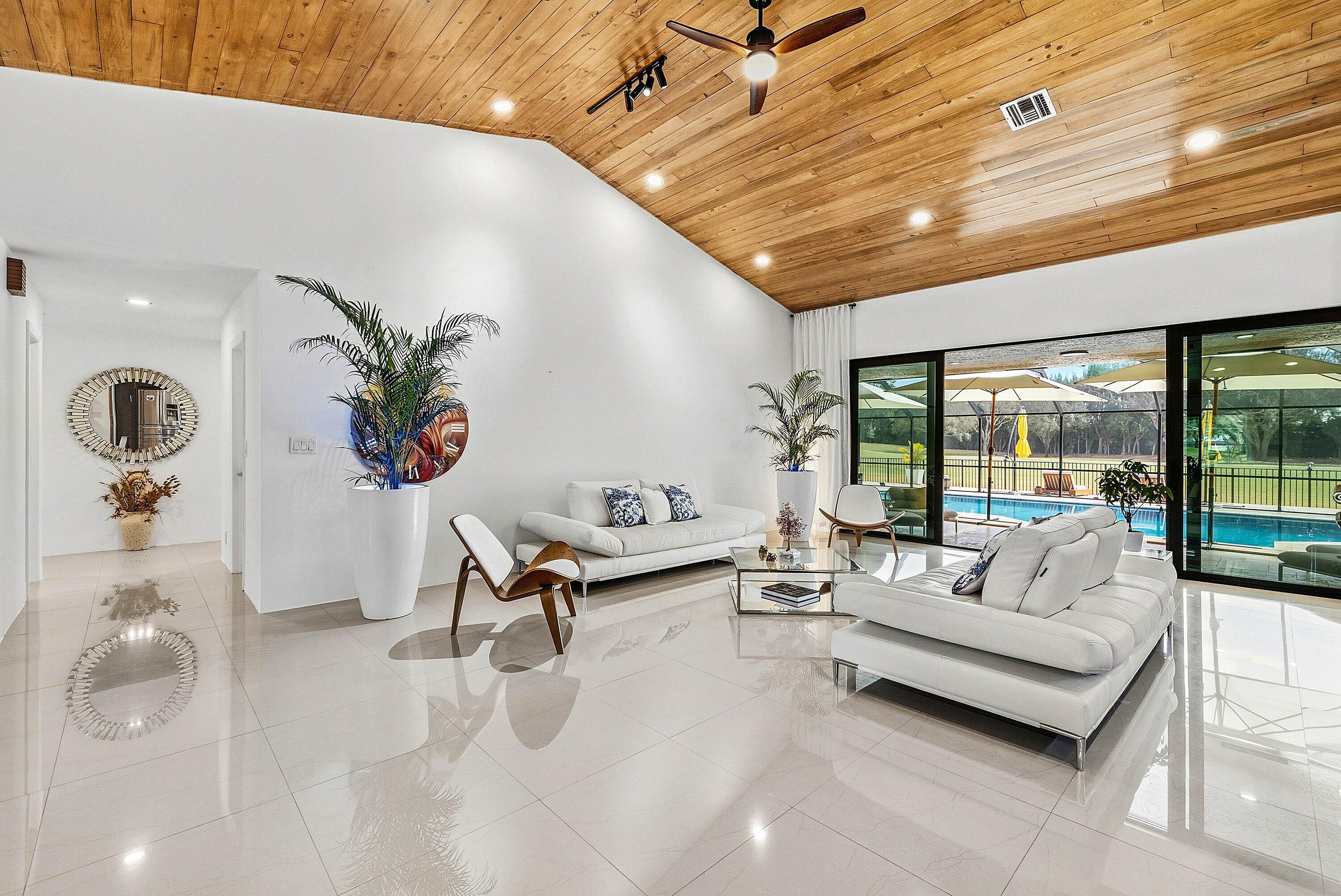 10710 Boca Woods Lane