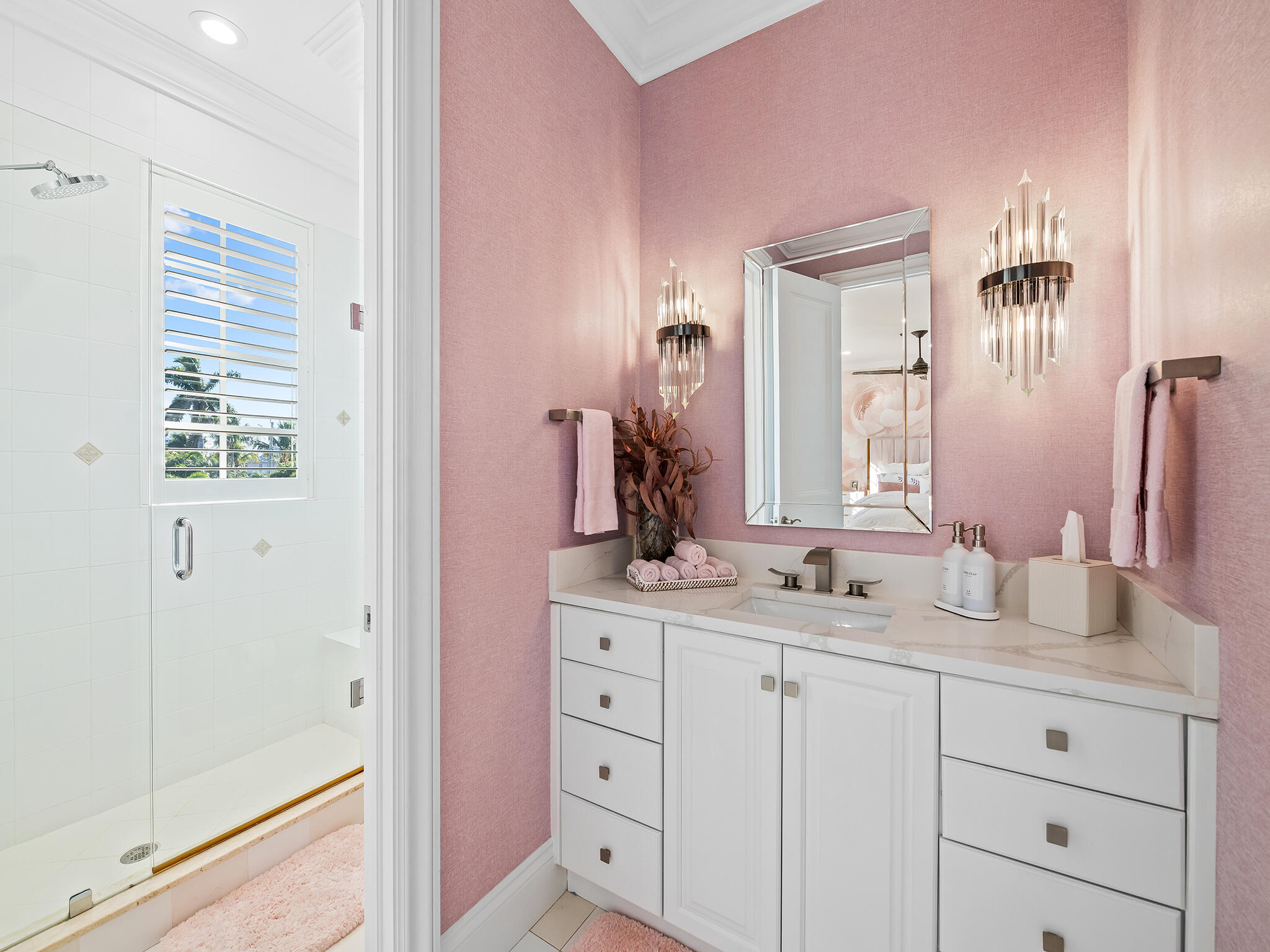 1025 Vista Del Mar Drive N