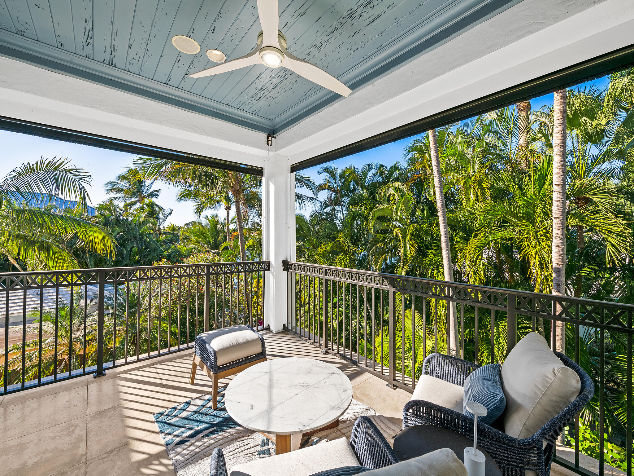 1025 Vista Del Mar Drive N