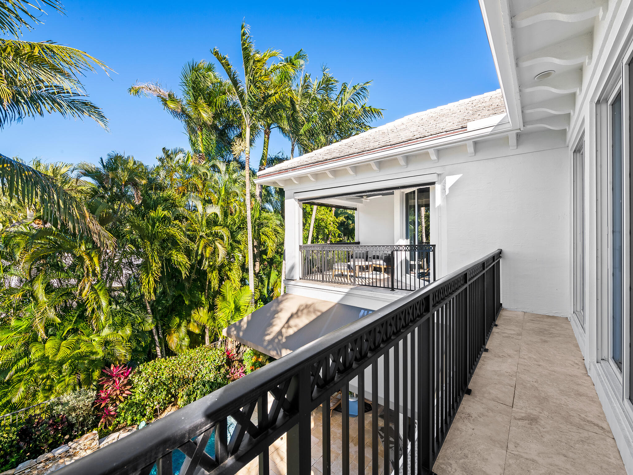 1025 Vista Del Mar Drive N