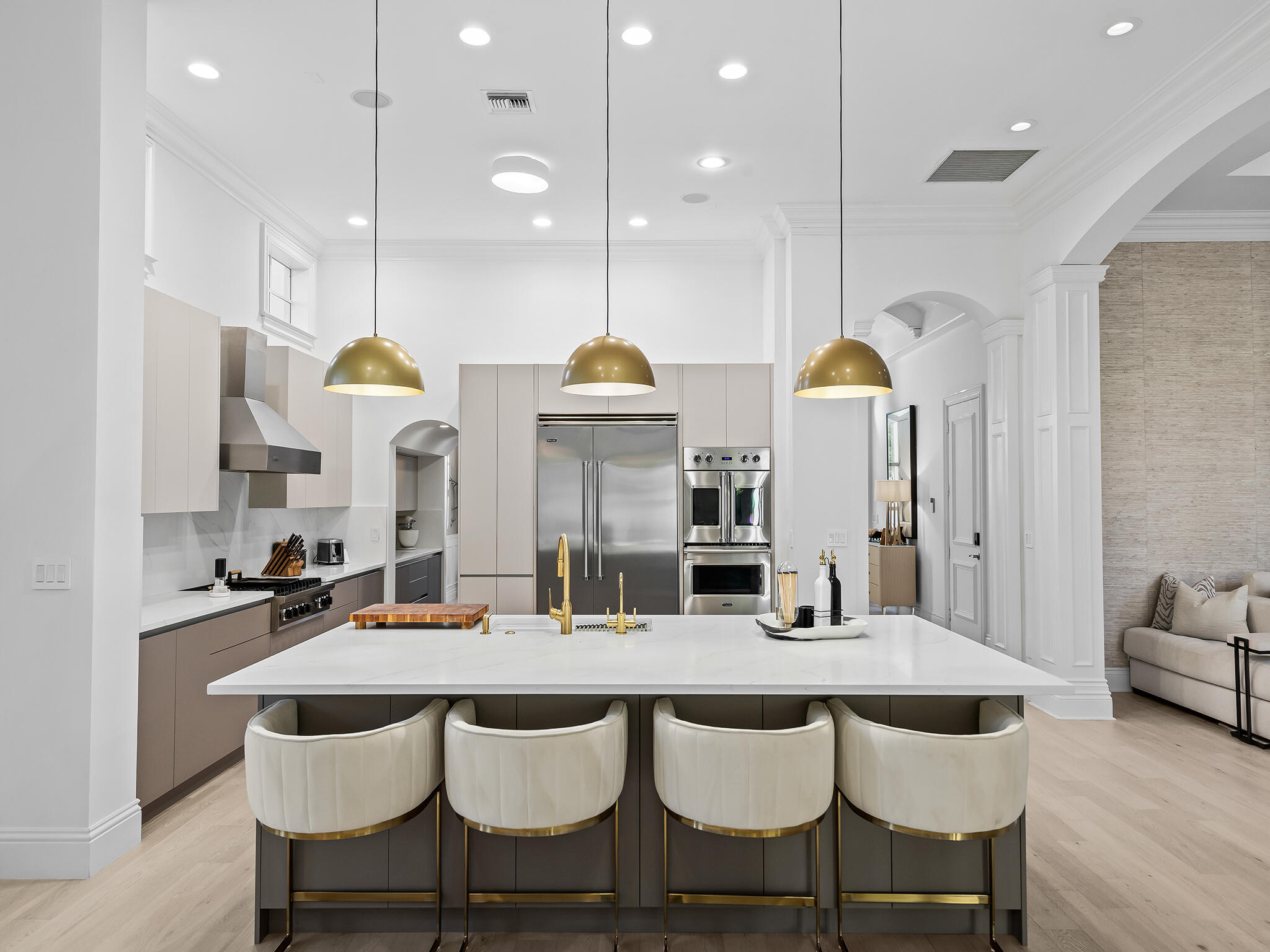 1025 Vista Del Mar Drive N