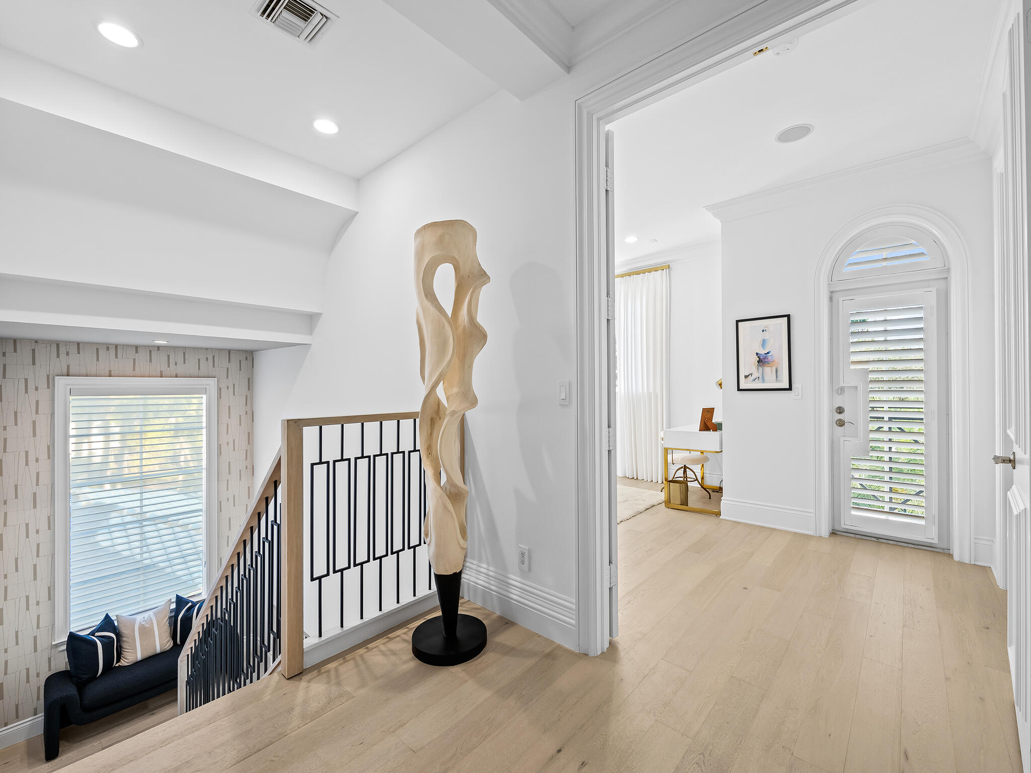 1025 Vista Del Mar Drive N