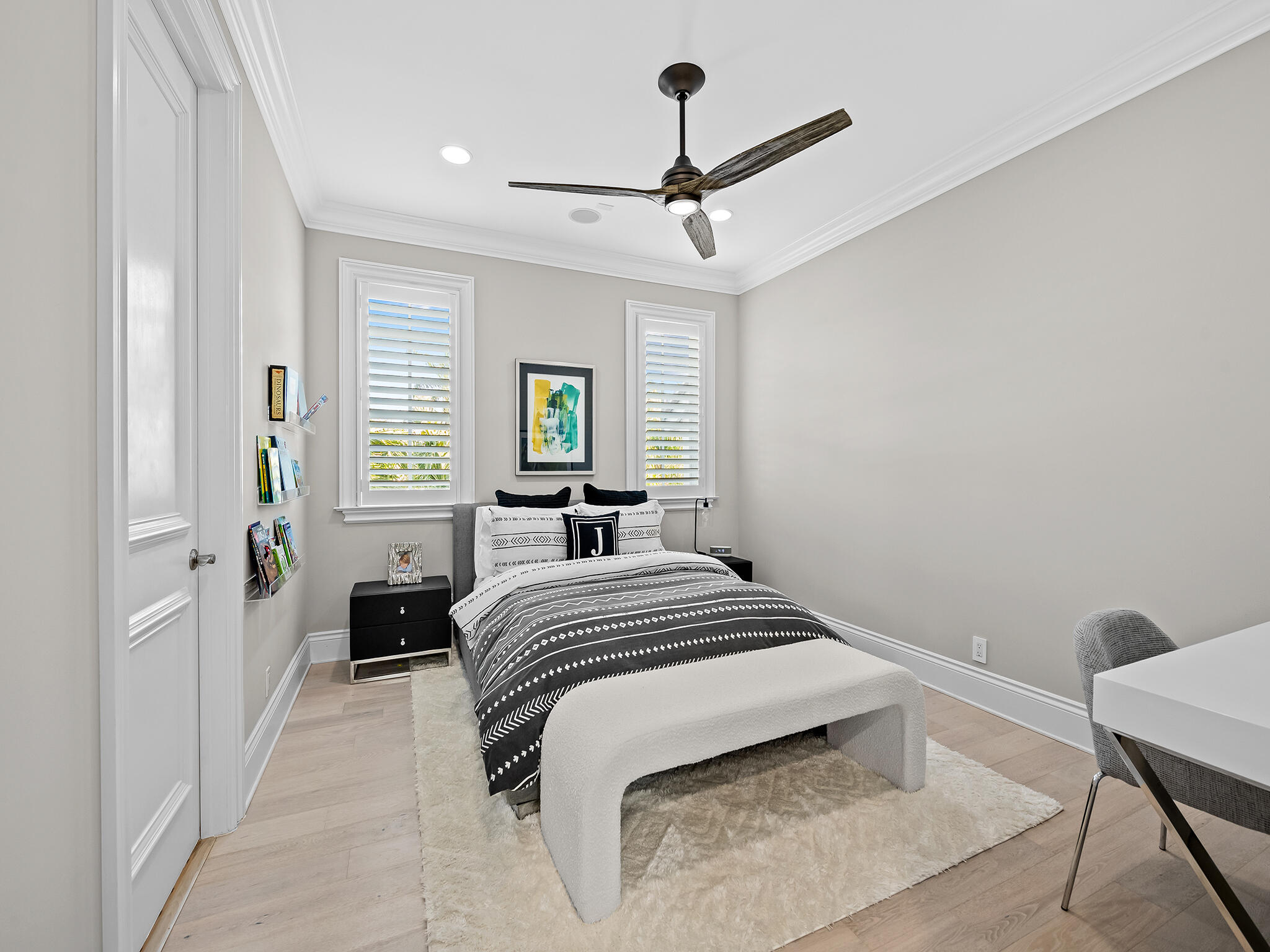 1025 Vista Del Mar Drive N