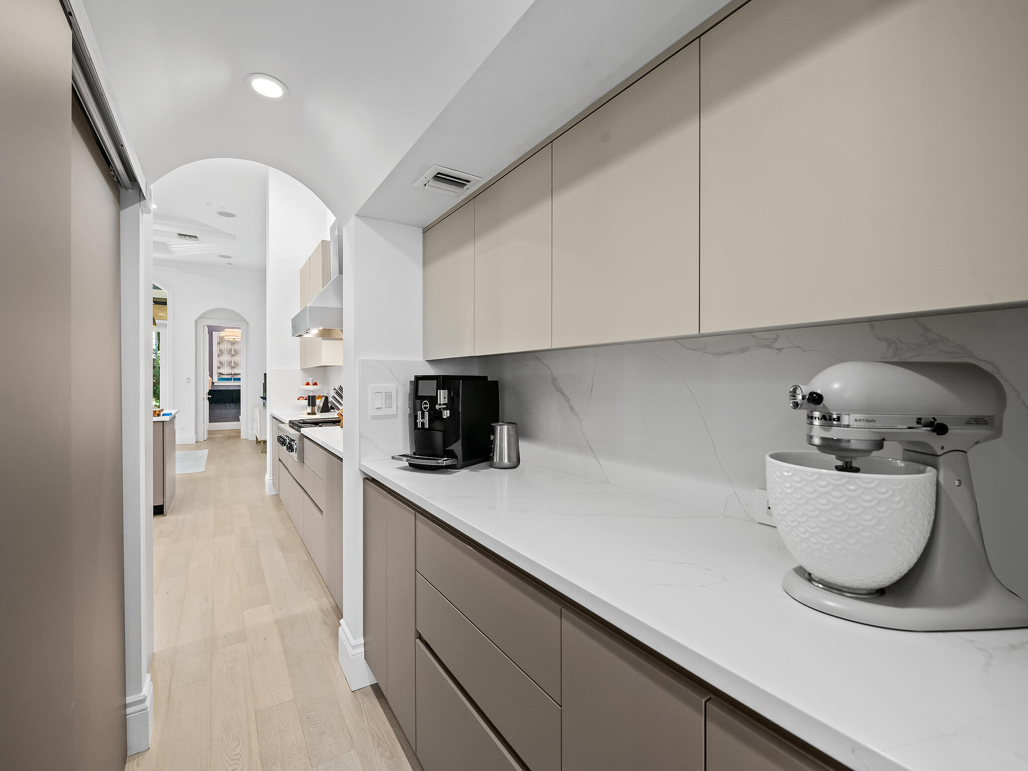 1025 Vista Del Mar Drive N