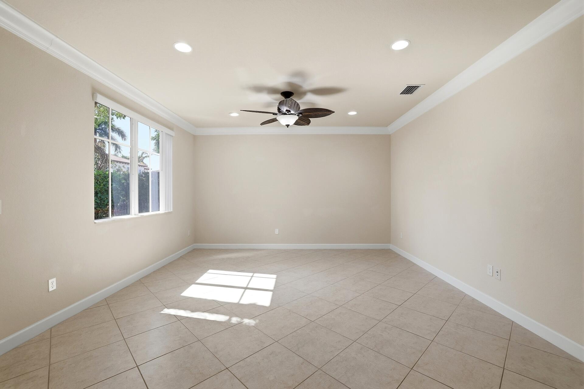 148 NW Emerson Place
