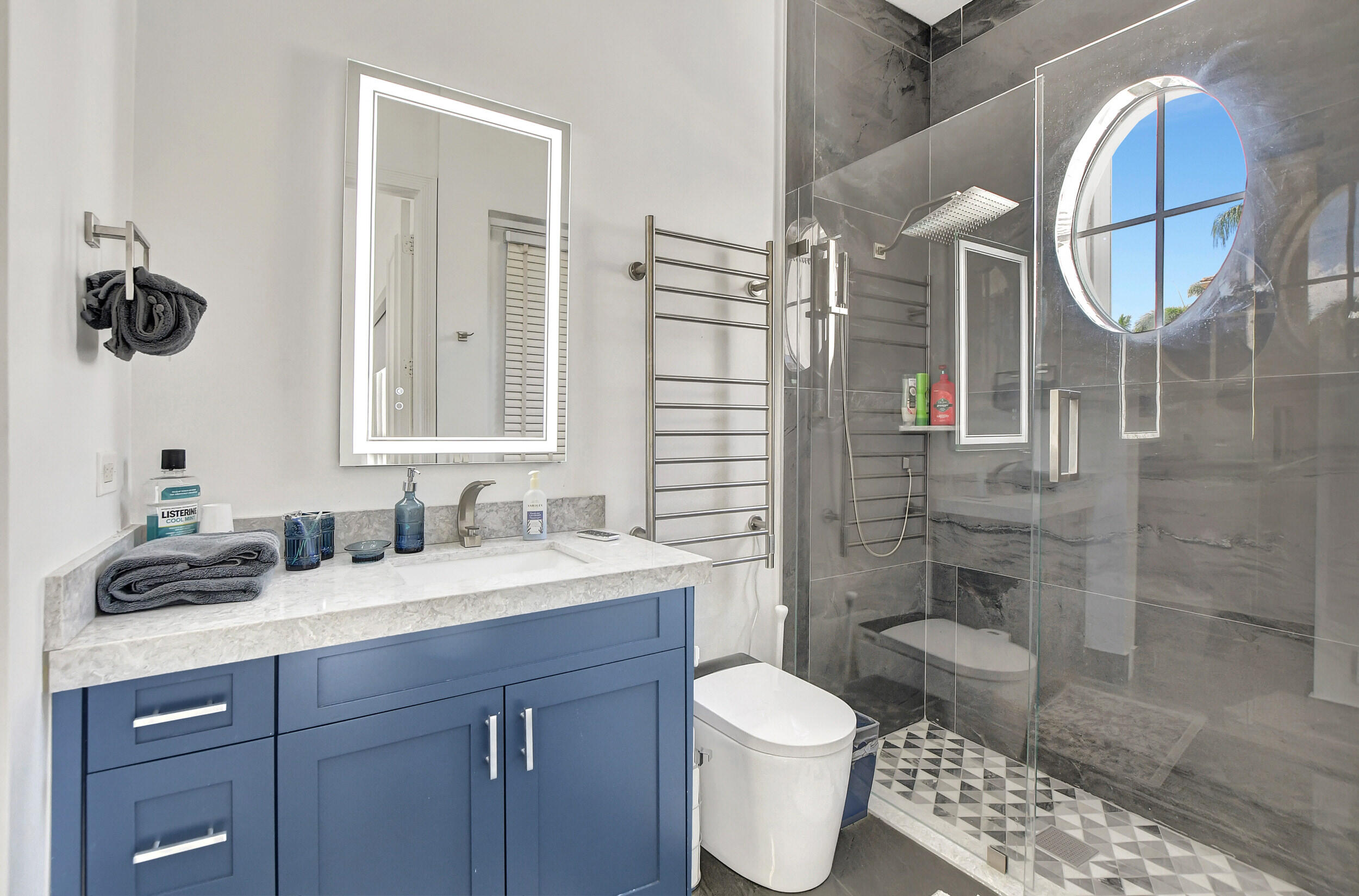 6766 Royal Orchid Circle