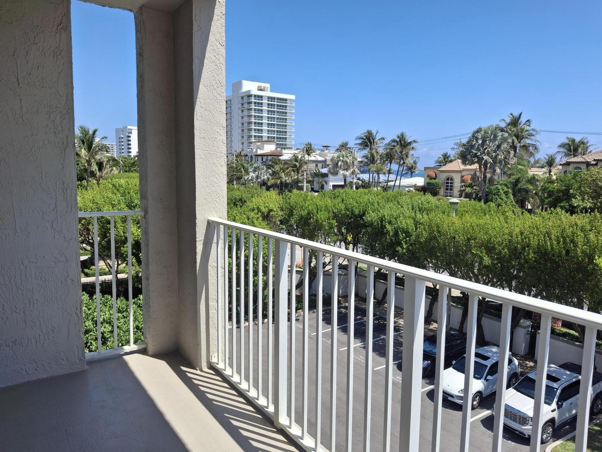 3606 S Ocean Boulevard 402