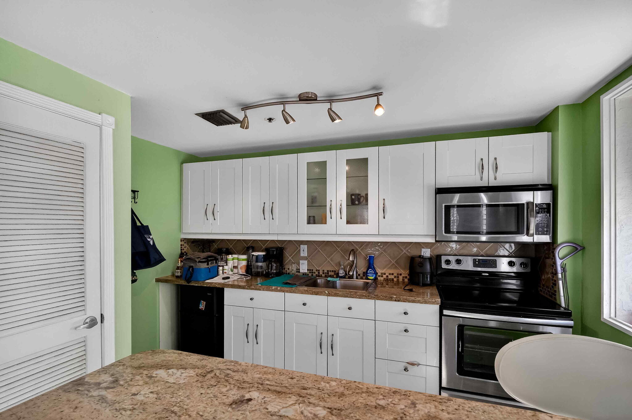 802 Euclid Avenue 104
