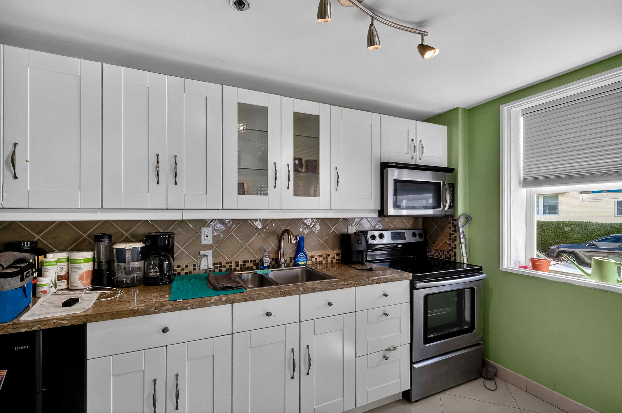 802 Euclid Avenue 104