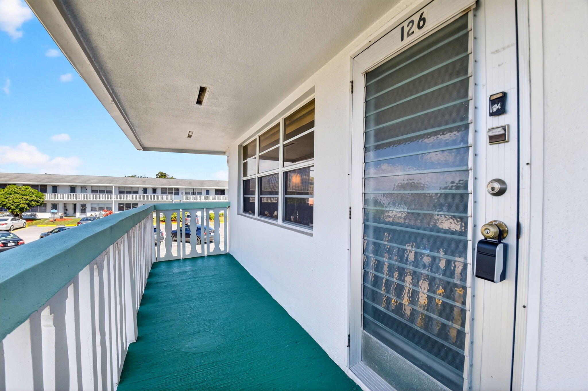 126 Kingswood F 126
