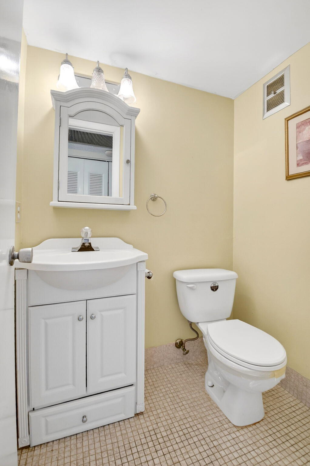 126 Kingswood F 126