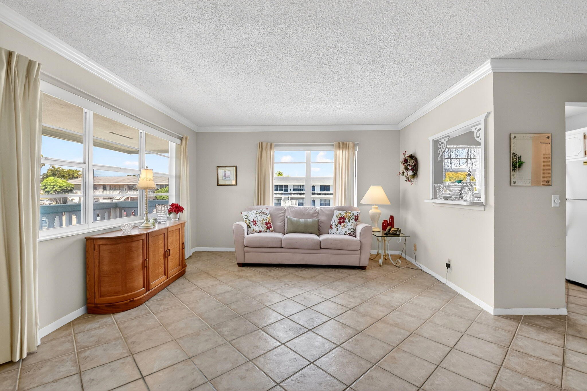 126 Kingswood F 126