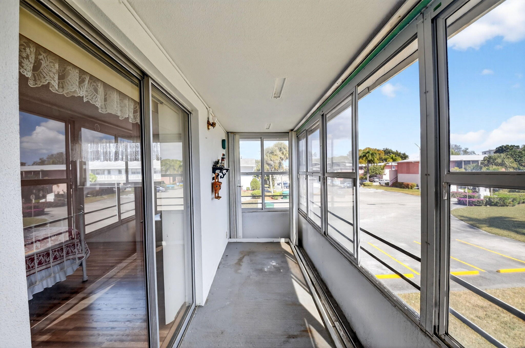 126 Kingswood F 126