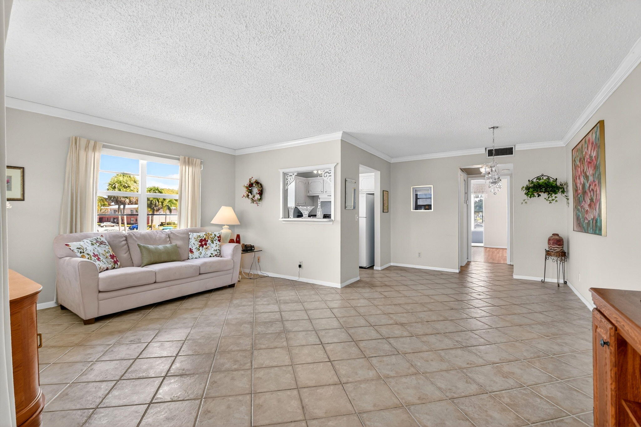 126 Kingswood F 126