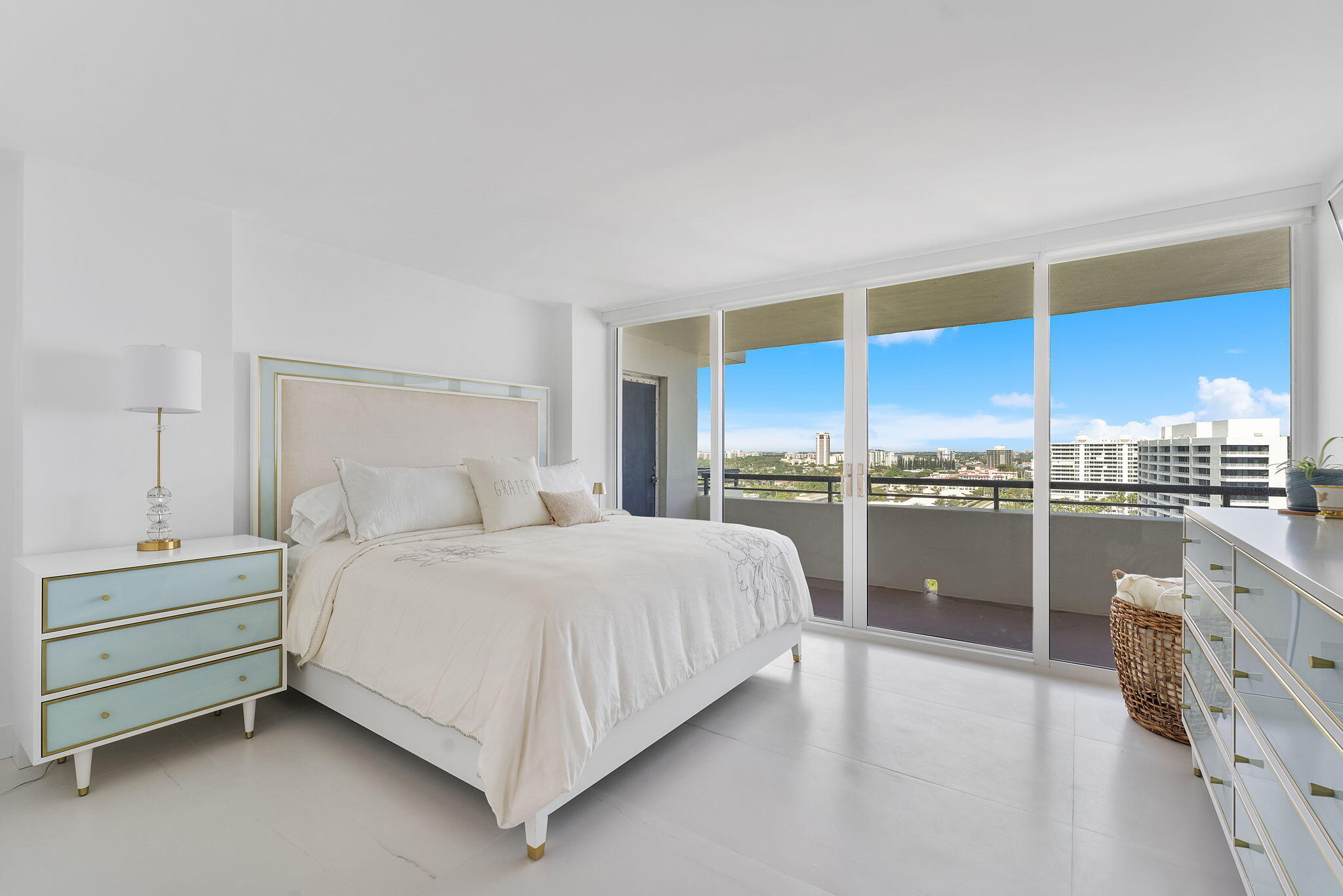 2000 S Ocean Boulevard 17g