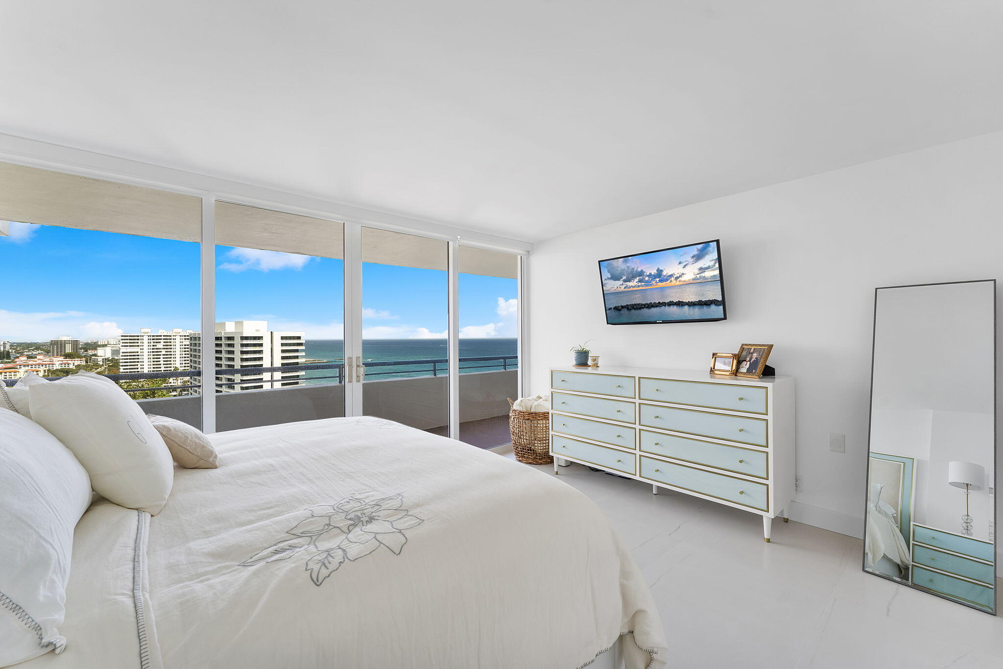 2000 S Ocean Boulevard 17g