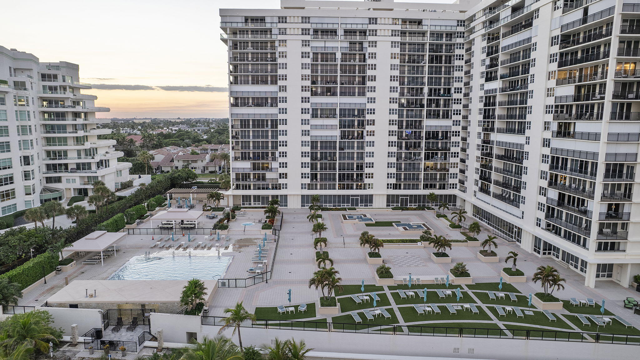 2000 S Ocean Boulevard 17g