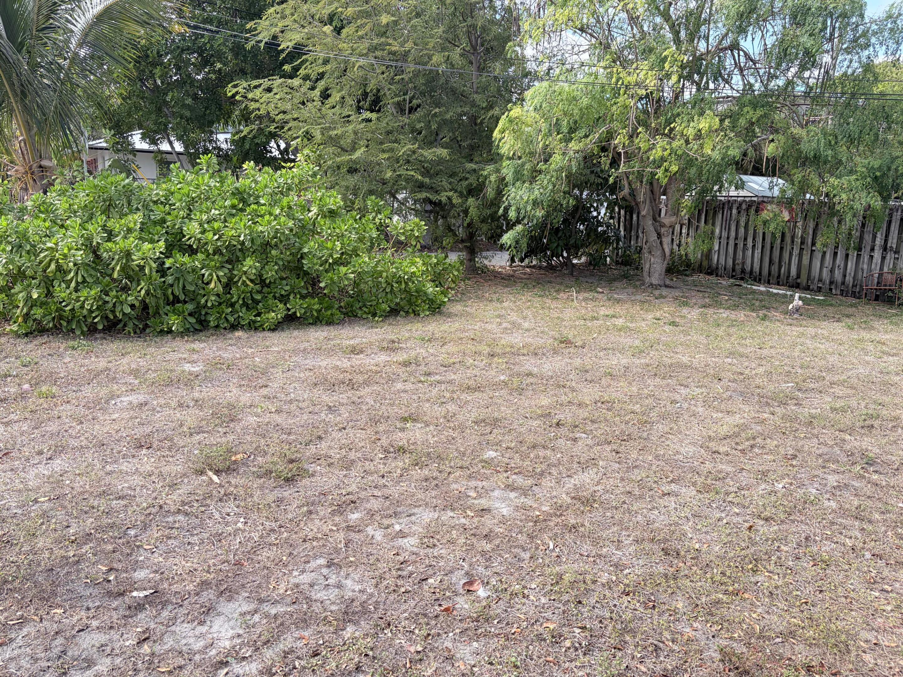 213 SE 9th Street
