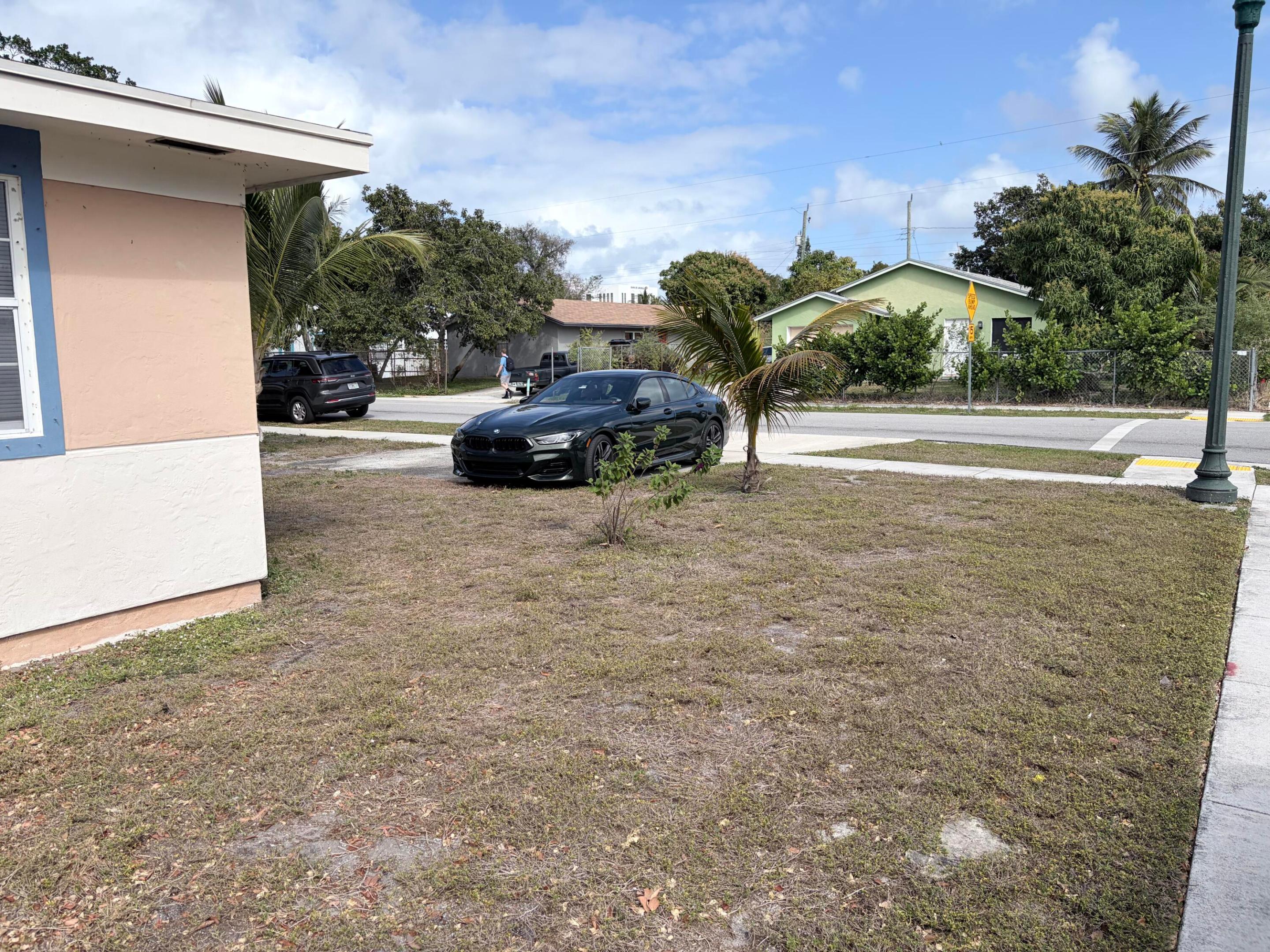 213 SE 9th Street