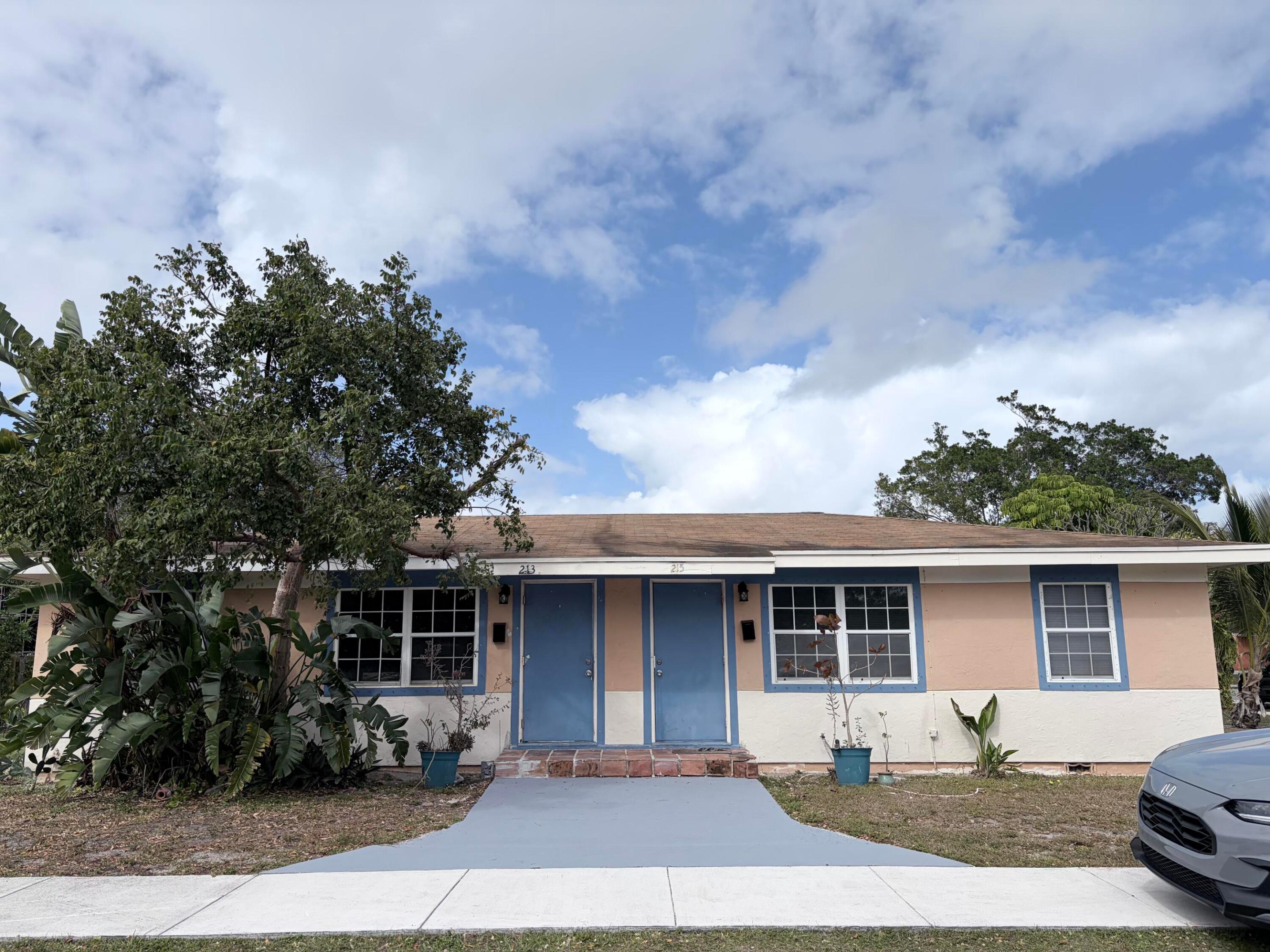 213 SE 9th Street