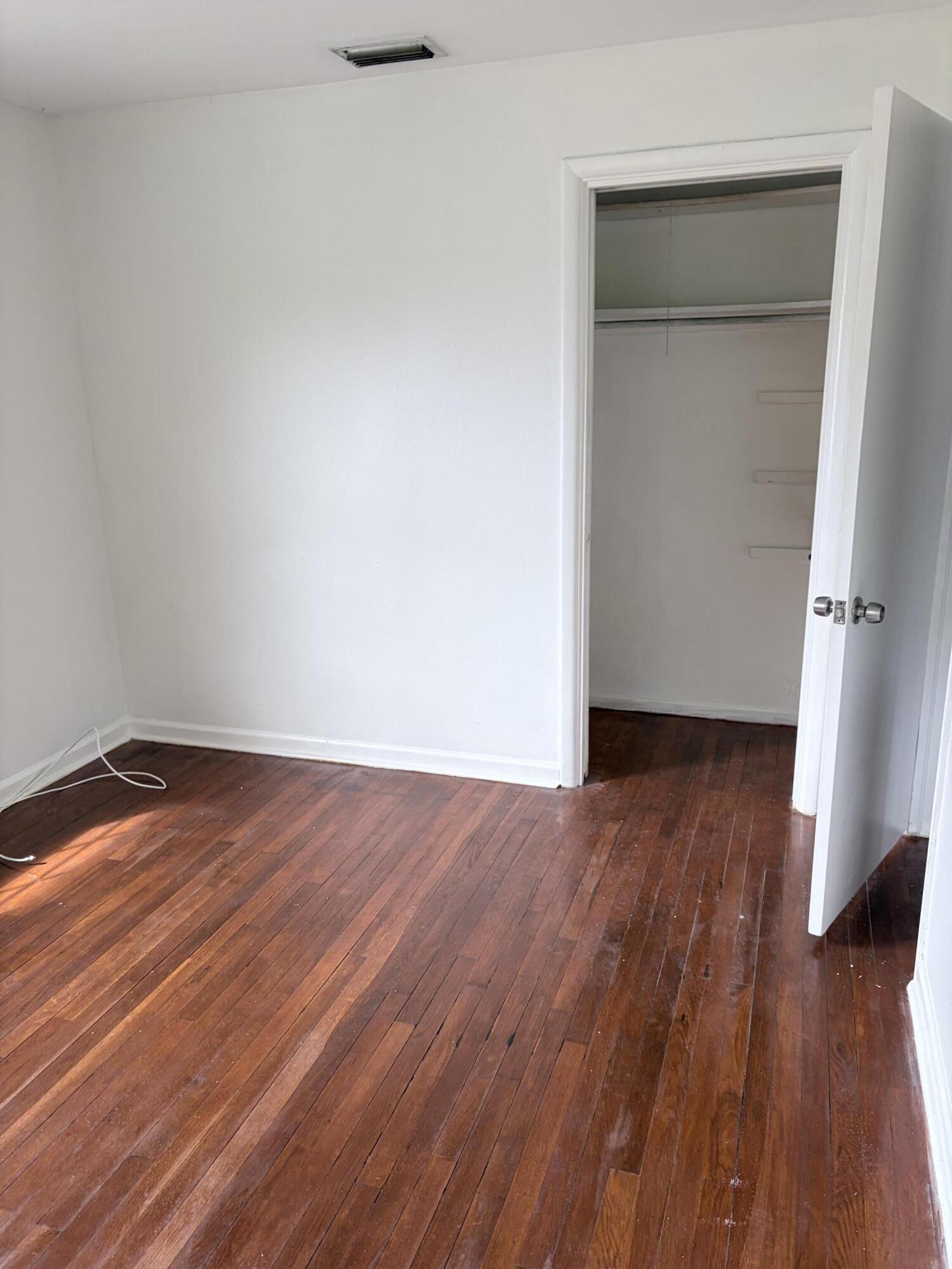 213 SE 9th Street