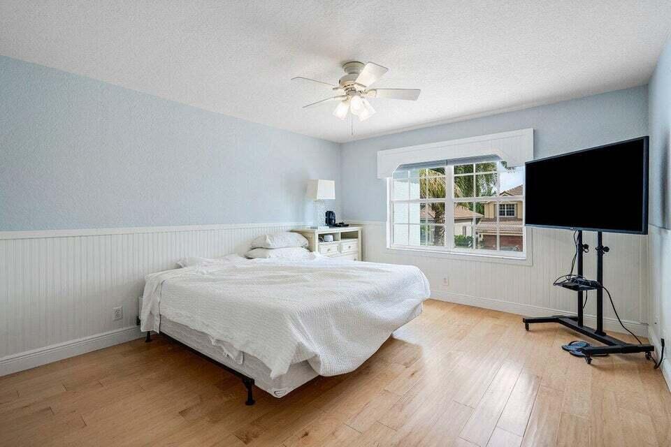 12437 Antille Drive
