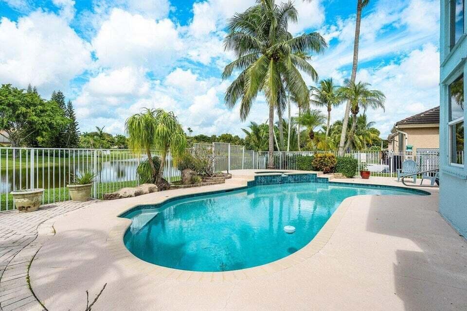 12437 Antille Drive