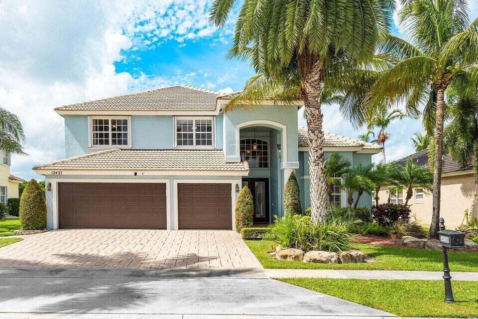 12437 Antille Drive