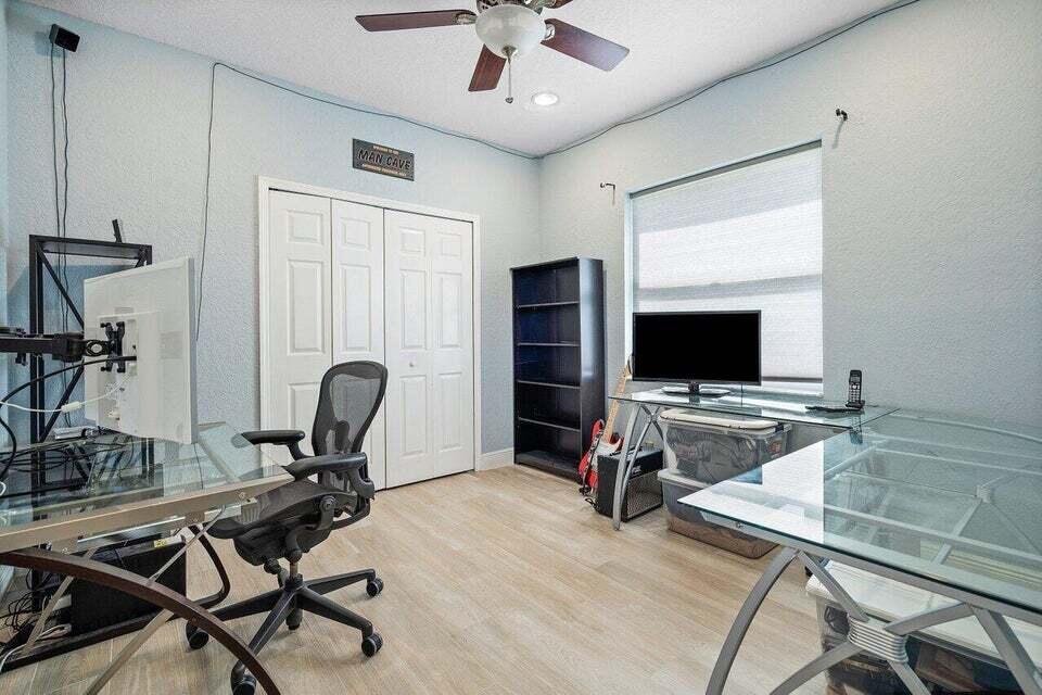 12437 Antille Drive