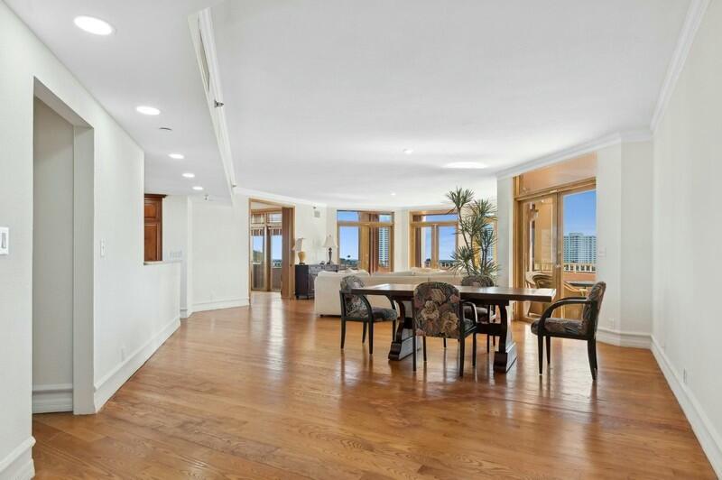 300 SE 5th Avenue 6010